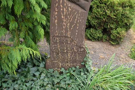 Gross-Vernich