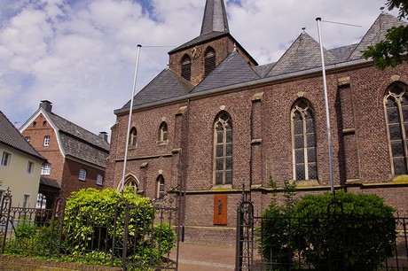 Issum