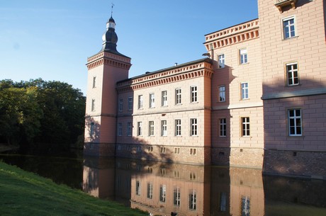 schloss-Gracht