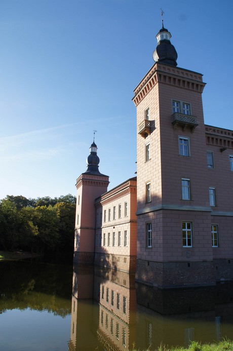 schloss-Gracht