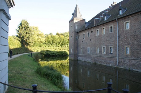 schloss-Gracht