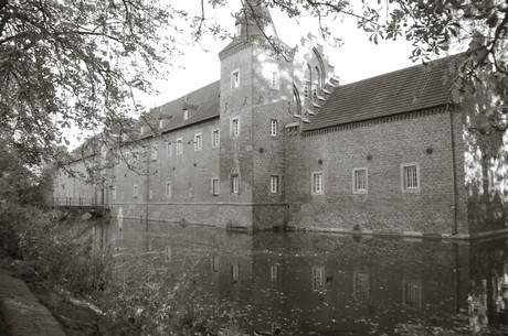 schloss-Gracht