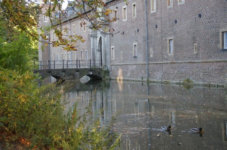 schloss-Gracht