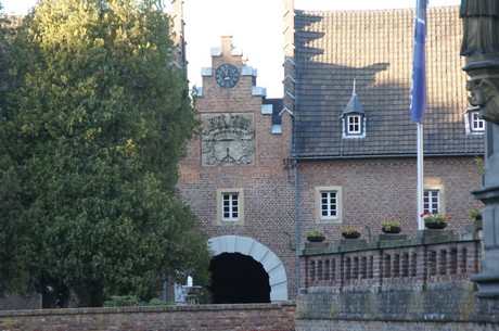 schloss-Gracht