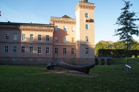 schloss-Gracht